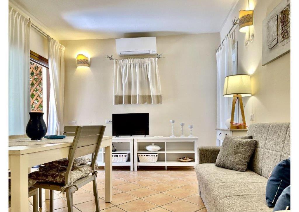 Le Residenze Sul Mare B6 Daire Porto Ottiolu Dış mekan fotoğraf